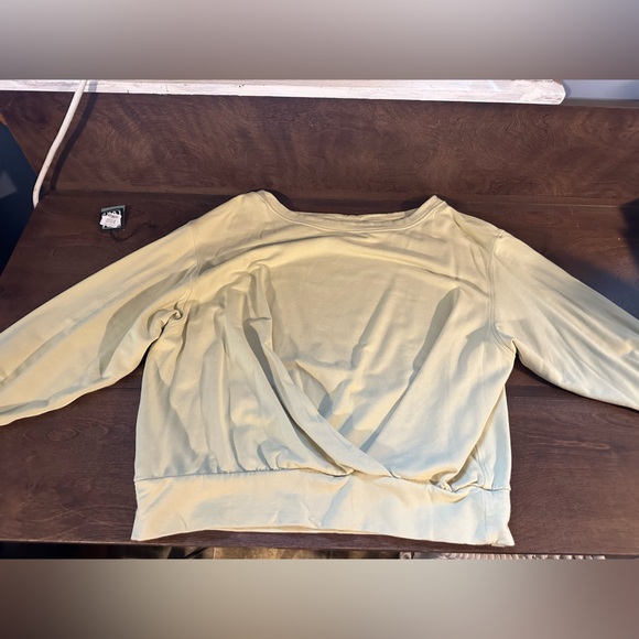 Lululemon sweatshirt - Picture 2 of 2